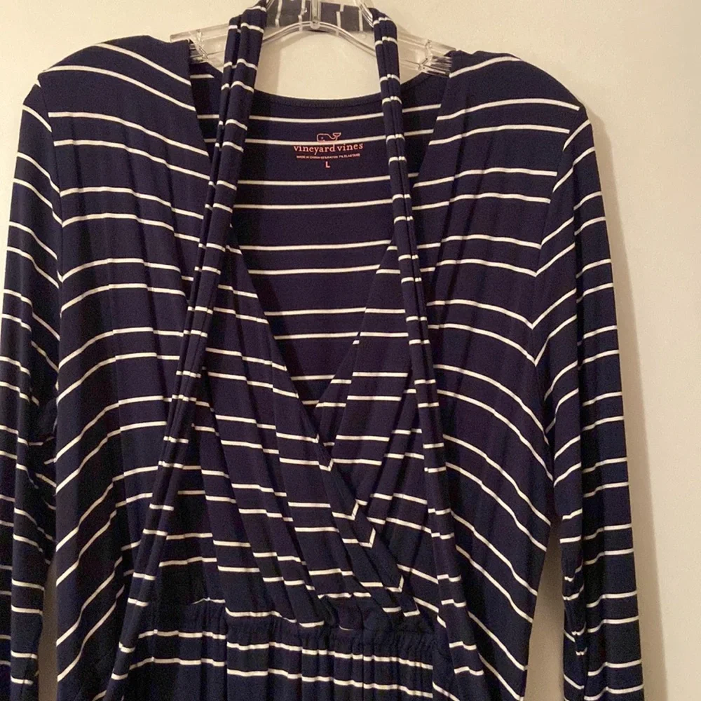 Vineyard Vines Rayon Dress! - Picture 3 of 3